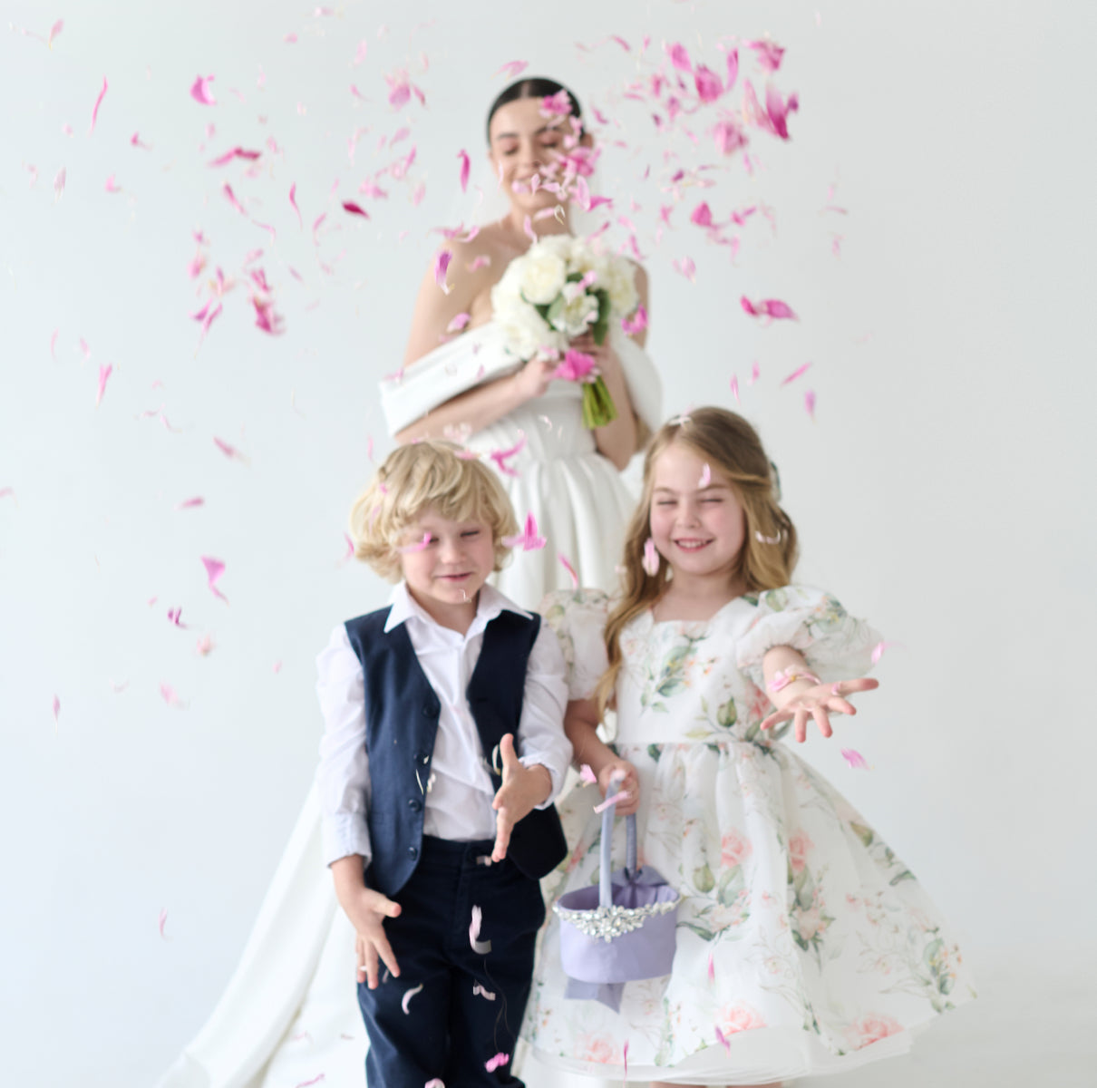 Blumenmädchenkorb Traum Lila Flieder Hochzeit