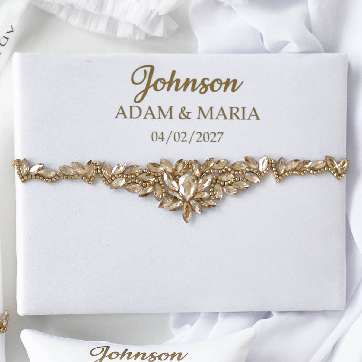 Wedding guest book White and gold Paradise