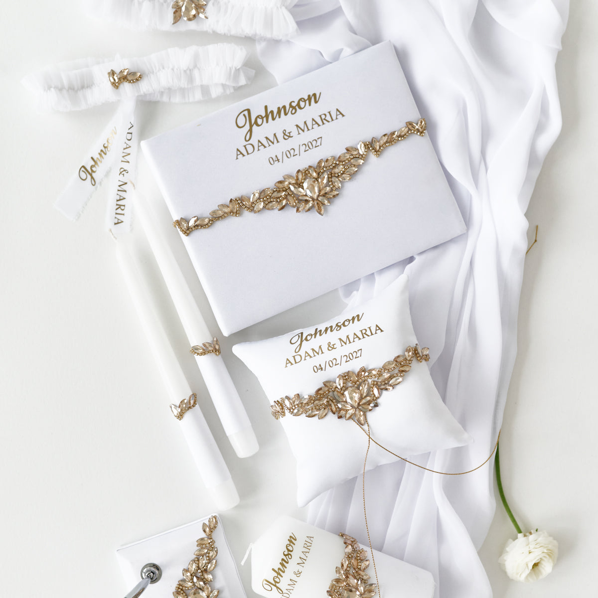 Wedding guest book White and gold Paradise