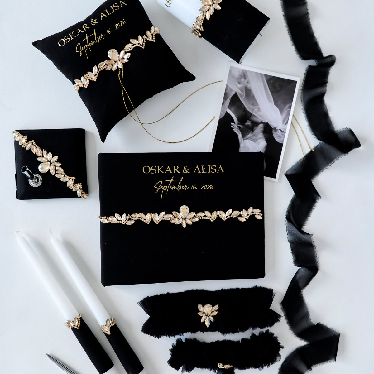 Wedding guest book and pen Sacrament Black