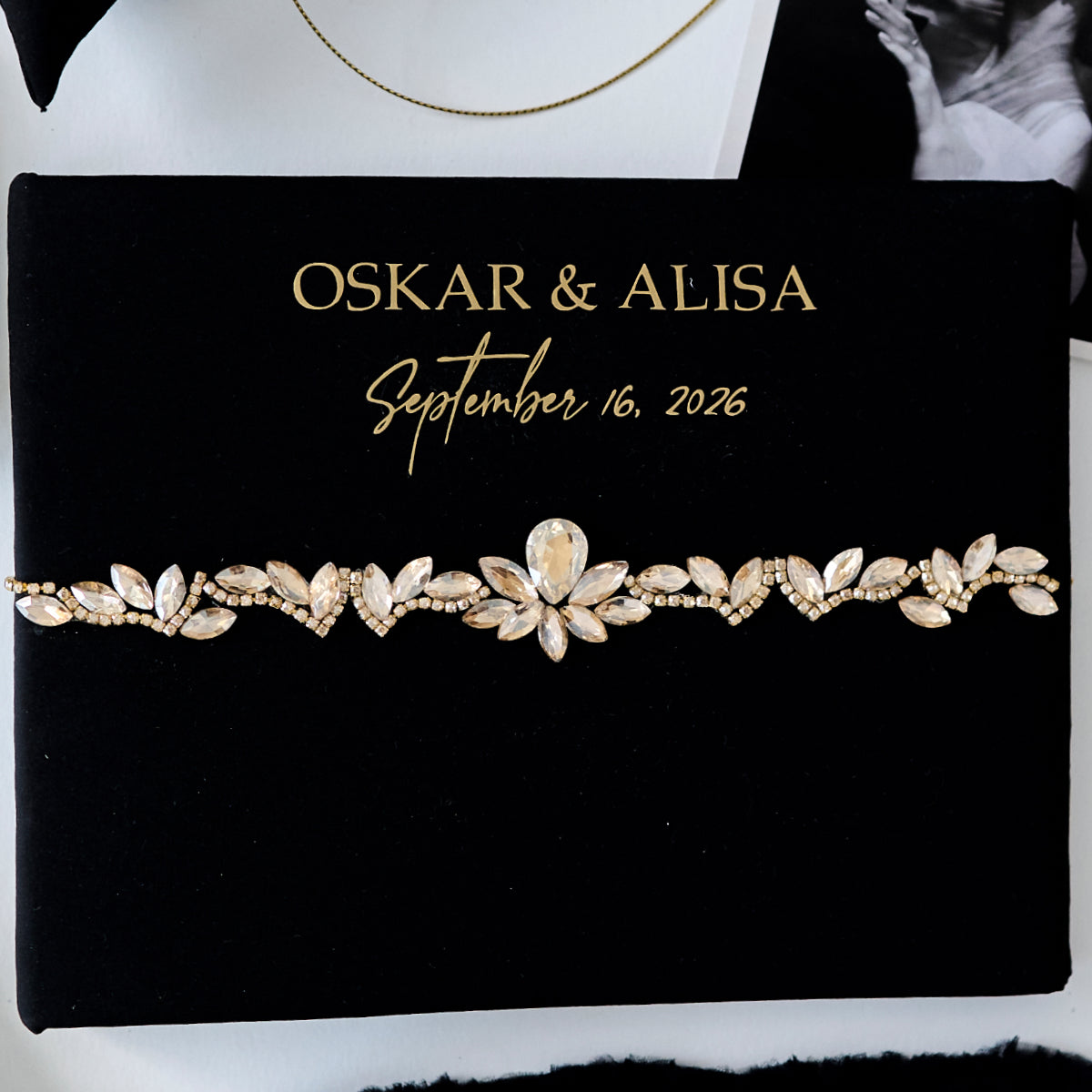 Wedding guest book and pen Sacrament Black