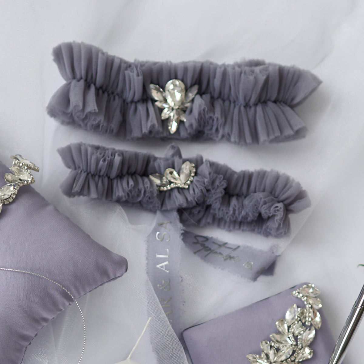 Wedding garter set of 2 Purple Dream, Personalized